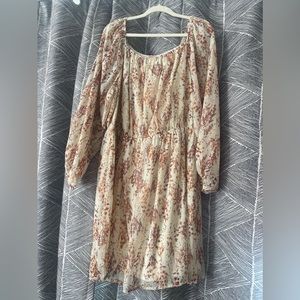 Shimmery floral dress.  Size 3x